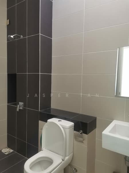 Rumah Teres 2 Tingkat untuk Disewa di Semenyih (Selangor) - Jasper Tan - Bathroom - PropertyGuru.com.my
