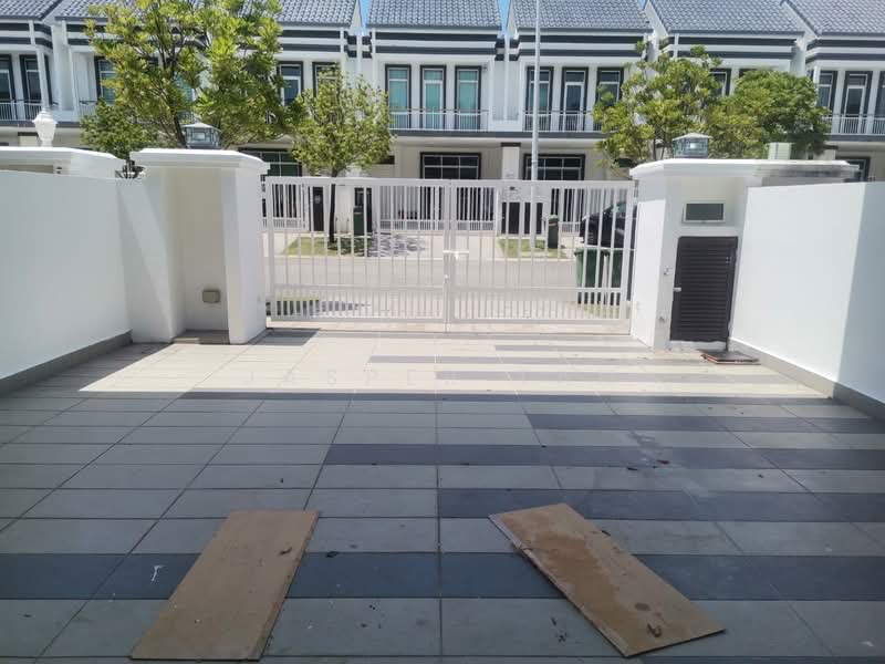 Rumah Teres 2 Tingkat untuk Disewa di Semenyih (Selangor) - Jasper Tan - Exterior - PropertyGuru.com.my