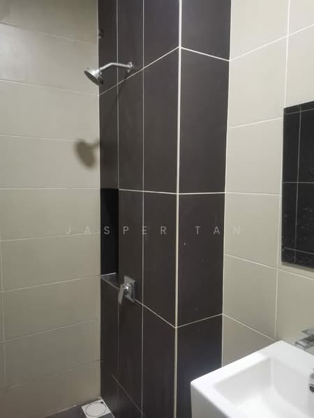 Rumah Teres 2 Tingkat untuk Disewa di Semenyih (Selangor) - Jasper Tan - Bathroom - PropertyGuru.com.my