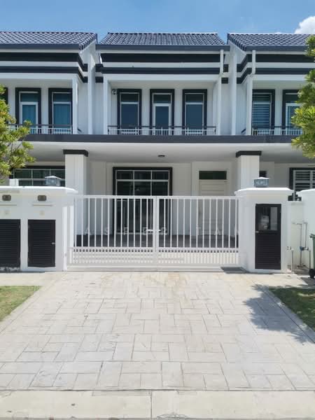 Merrydale 2 Storey Terrace House @ Eco Majestic Semenyih For Rent - 1