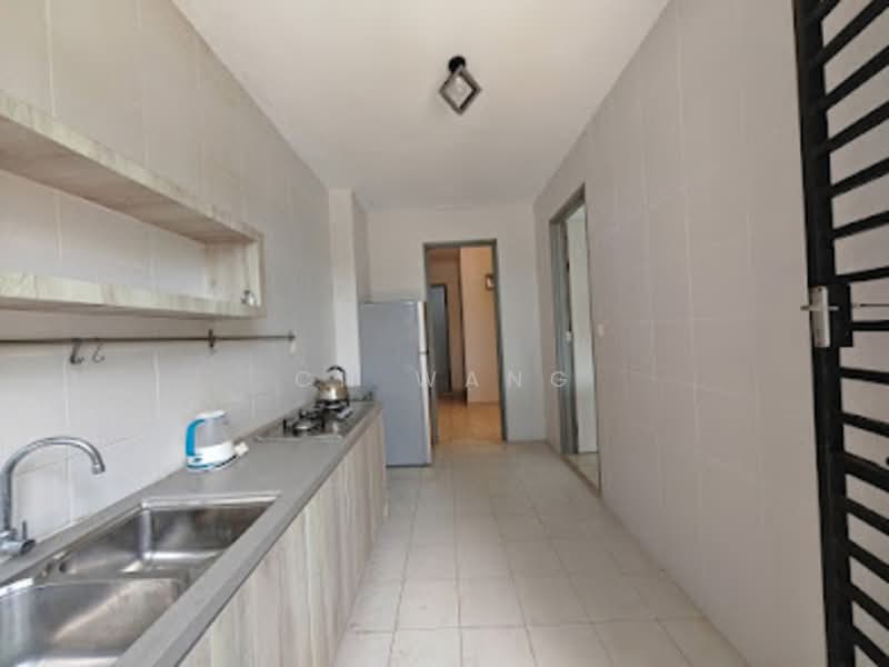 Semi-Detached House for Sale in Taman Nusa Idaman (Iskandar Puteri (Nusajaya)) - CN Wang - Kitchen - PropertyGuru.com.my