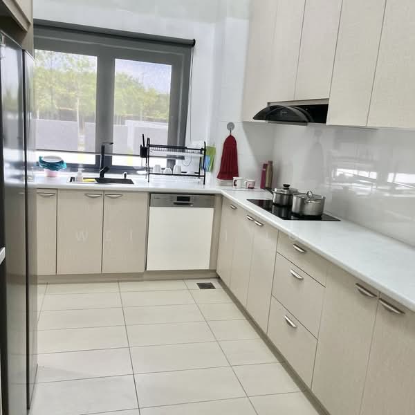 Semi-Detached House for Rent in Kota Kemuning (Shah Alam) - Wei Wei Low - Kitchen - PropertyGuru.com.my