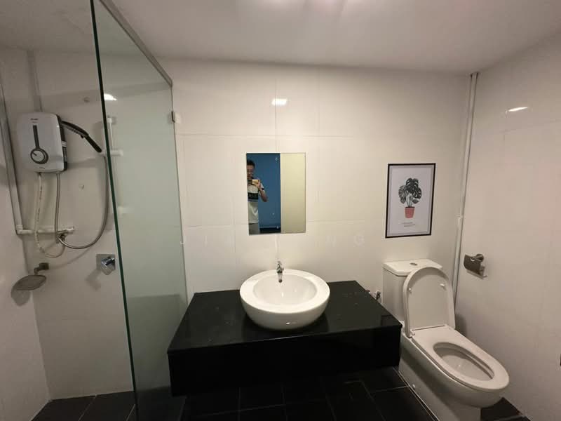 Servis Apartment untuk Disewa di Maritime Suite - Jia Yong - Bathroom - PropertyGuru.com.my