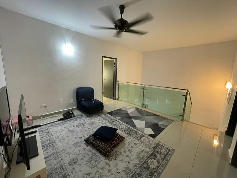 2-storey Terraced House for Sale in Semenyih Parklands (Beranang) - Taty Nordin - Living Room - PropertyGuru.com.my
