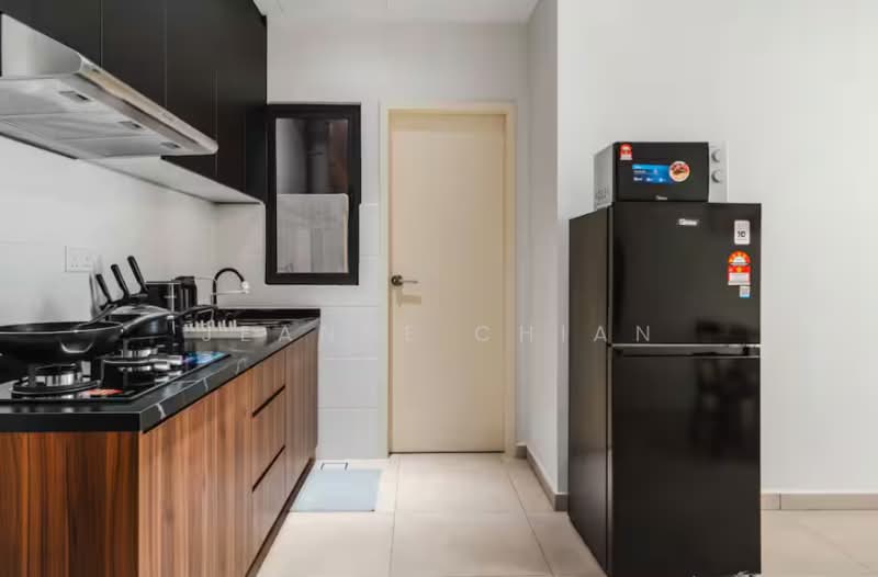 Arena Residences 2 - 3