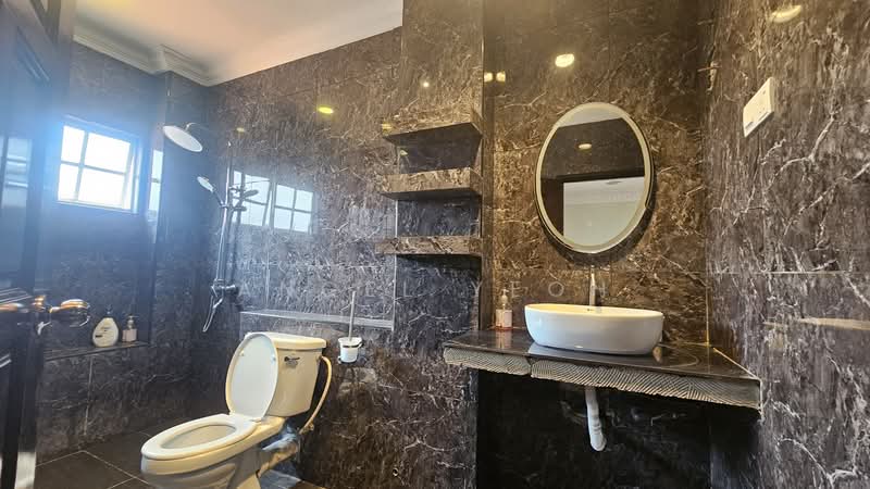 Semi-Detached House for Sale in Alam Damai (Cheras) - Angel Yeoh - Bathroom - PropertyGuru.com.my