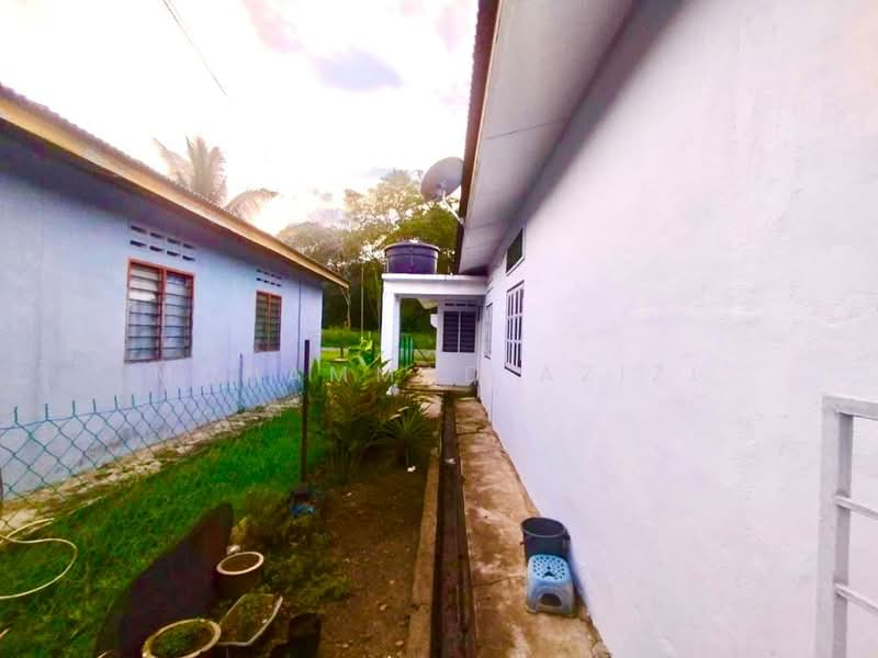 Bungalow for Sale in Kuantan (Pahang) - Mohammad Azizi - Exterior - PropertyGuru.com.my