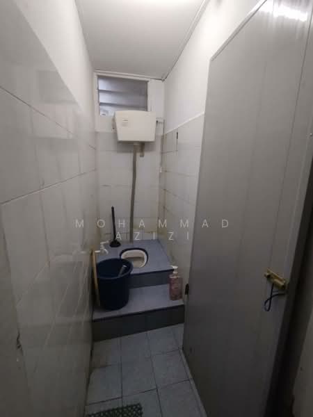 Bungalow for Sale in Kuantan (Pahang) - Mohammad Azizi - Bathroom - PropertyGuru.com.my