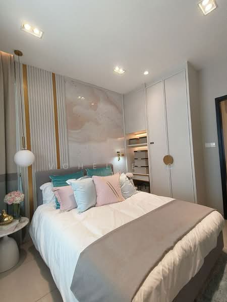 Service Residence for Sale at Vista Tiara (MBW Bay) - Vchelle. C - Bedroom - PropertyGuru.com.my