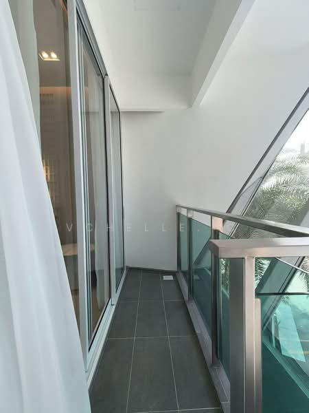 Service Residence for Sale at Vista Tiara (MBW Bay) - Vchelle. C - Balcony - PropertyGuru.com.my