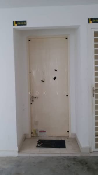 Pangsapuri untuk Dijual di Pangsapuri Seri Mutiara - Kok YP - Entrance - PropertyGuru.com.my
