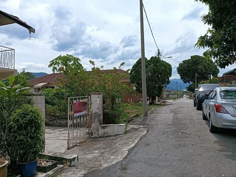 Bungalow for Sale in Buntong (Ipoh) - Lee Muzi - Exterior - PropertyGuru.com.my