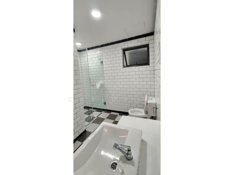 Condominium for Rent at E'Island Lake Haven - Carlos Ng - Bathroom - PropertyGuru.com.my