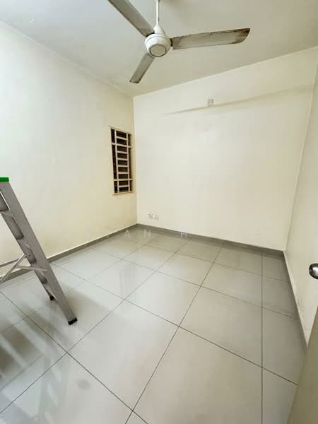 For Sale - I-Park Apartment