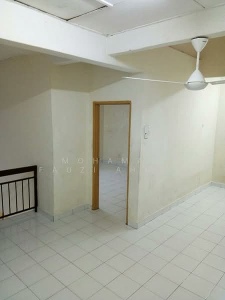 Rumah Teres 2 Tingkat untuk Disewa di Bandar Enstek (Negeri Sembilan) - Mohamad Fauzi Ahmad - Interior - PropertyGuru.com.my