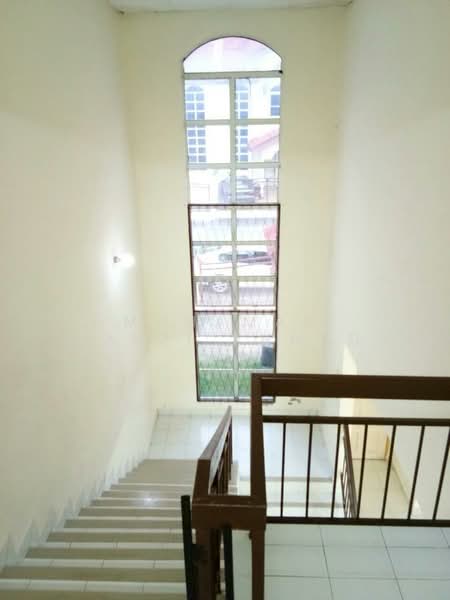 Rumah Teres 2 Tingkat untuk Disewa di Bandar Enstek (Negeri Sembilan) - Mohamad Fauzi Ahmad - Corridor - PropertyGuru.com.my