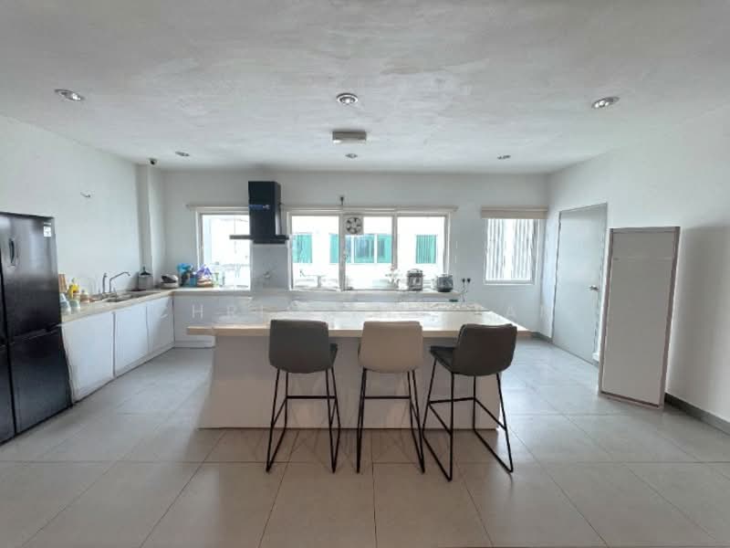 Shop / Office for Sale in Shah Alam (Selangor) - Christine Tan - Kitchen - PropertyGuru.com.my