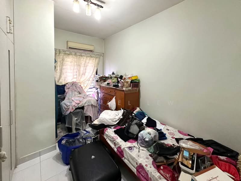 2-storey Terraced House for Sale in Setia Tropika (Johor Bahru) - Rachael Lew - Bedroom - PropertyGuru.com.my