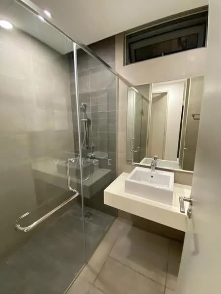 Condominium for Rent at Vivo Residential Suites - Vince Lim - Bathroom - PropertyGuru.com.my