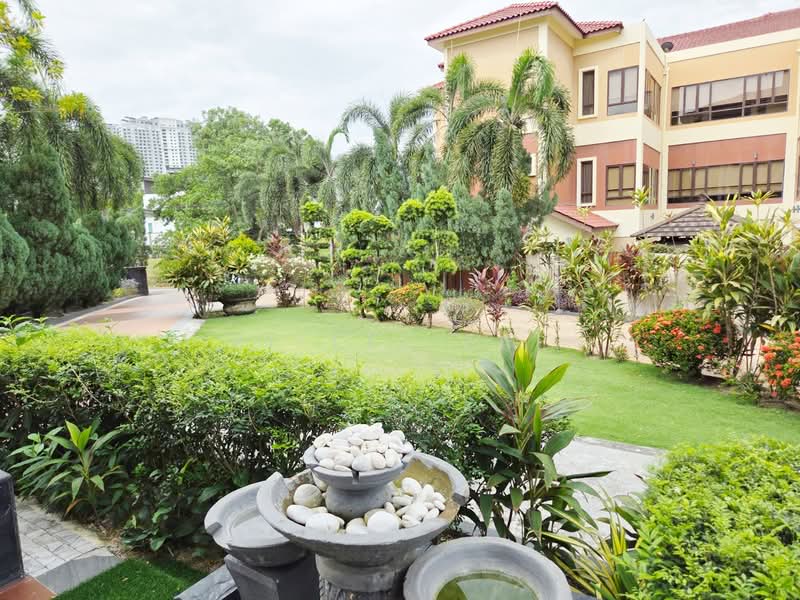 Rumah Banglo untuk Disewa di Country Heights (Kajang) - Eiffel Lai - Exterior - PropertyGuru.com.my