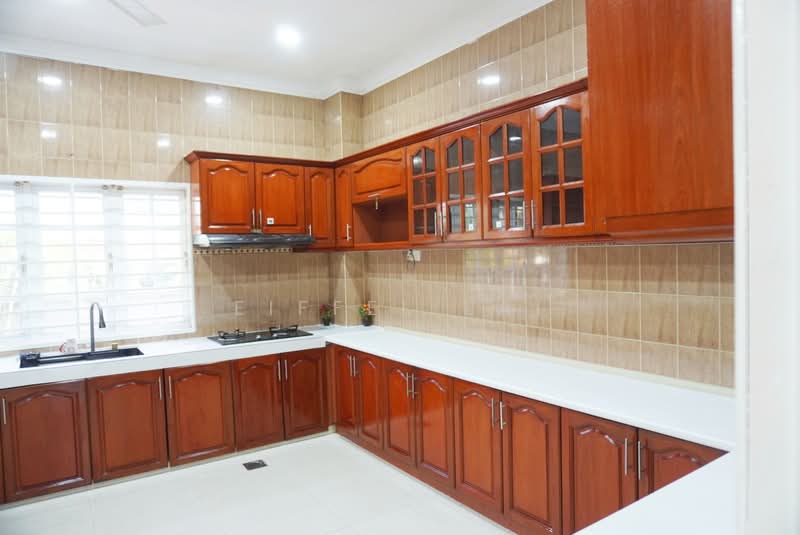 Rumah Banglo untuk Disewa di Country Heights (Kajang) - Eiffel Lai - Kitchen - PropertyGuru.com.my