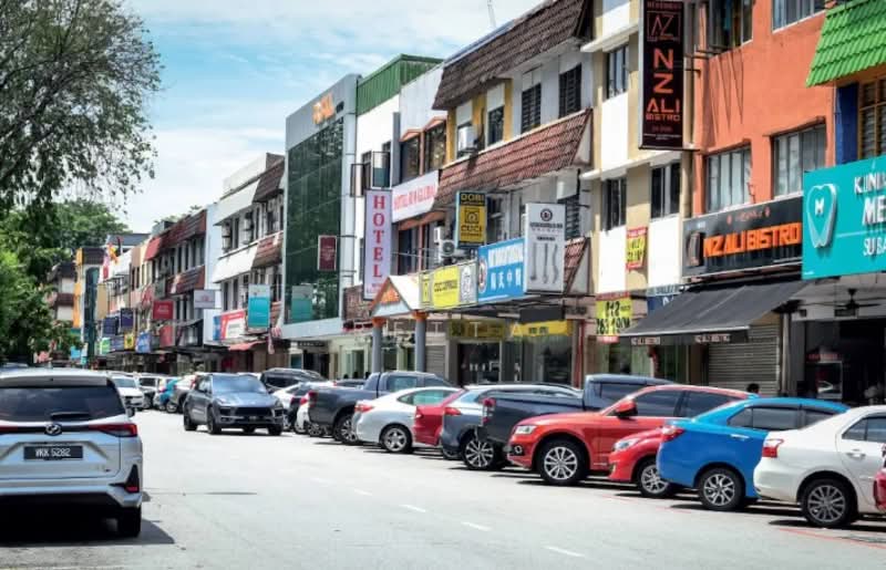 Shop for Rent in Subang Jaya (Selangor) - Loretta . - Exterior - PropertyGuru.com.my