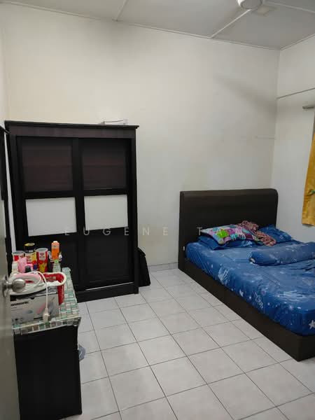 Apartment for Rent at Pangsapuri Sri Alpinia - Eugene Tan - Bedroom - PropertyGuru.com.my