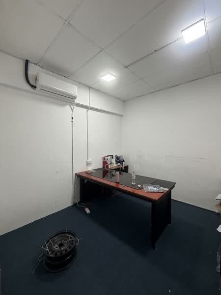 Shop / Office for Rent in Puchong (Selangor) - Kok Loong Chong - Interior - PropertyGuru.com.my