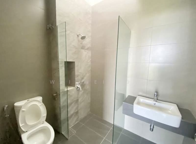 Rumah Teres 2 Tingkat untuk Dijual di Eco Sanctuary (Telok Panglima Garang) - Wei Wei Low - Bathroom - PropertyGuru.com.my