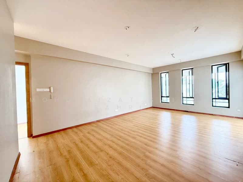 Rumah Teres 4 Tingkat untuk Dijual di Damansara Perdana (Selangor) - Mohd Aizat Saiful Bahri - Living Room - PropertyGuru.com.my