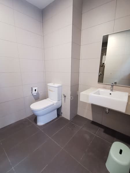 Servis Apartment untuk Disewa di Arte S - Ooi Zheng Hao - Bathroom - PropertyGuru.com.my
