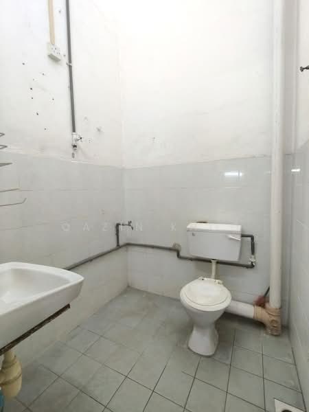 2-storey Terraced House for Sale in Taman Pertama (Ipoh) - Qazin Khoo - PropertyGuru.com.my