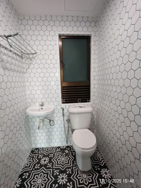 Servis Apartment untuk Disewa di The Heights Residence - Alvin Chan Kai Boon - Bathroom - PropertyGuru.com.my