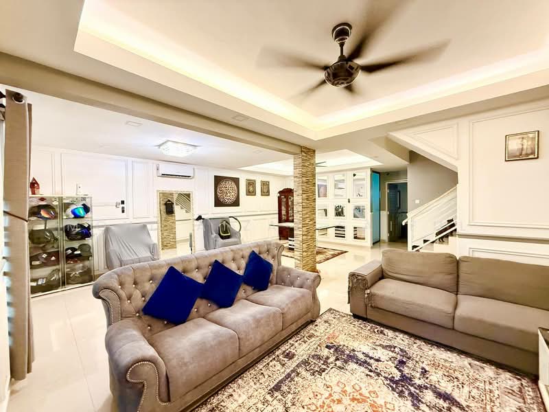 2-storey Terraced House for Sale in Bandar Baru Bangi (Selangor) - Mohd Aizat Saiful Bahri - Living Room - PropertyGuru.com.my
