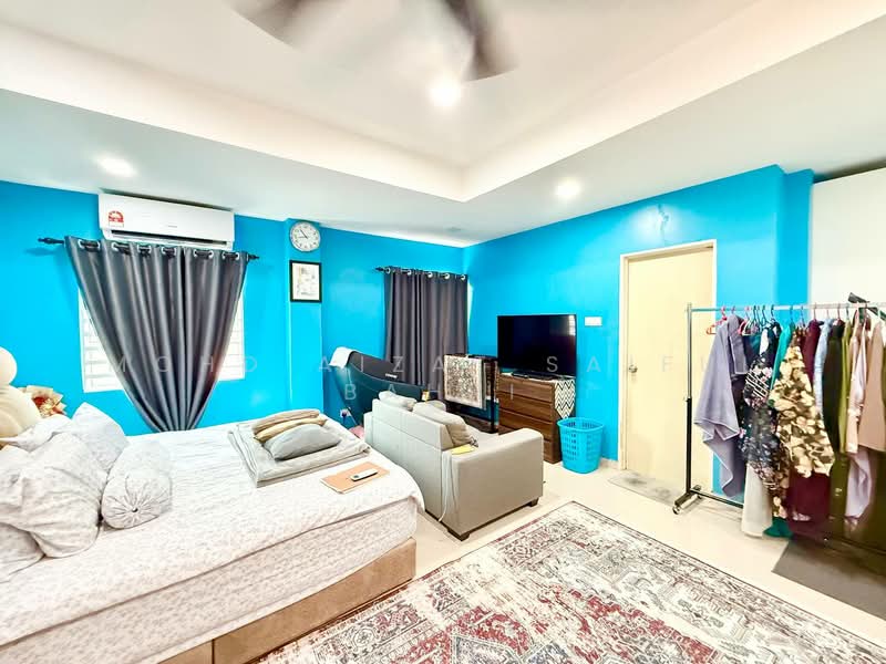 2-storey Terraced House for Sale in Bandar Baru Bangi (Selangor) - Mohd Aizat Saiful Bahri - Bedroom - PropertyGuru.com.my