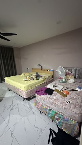 Rumah Teres 2 Tingkat untuk Dijual di Taman Mount Austin (Tebrau) - Garet Lim - Bedroom - PropertyGuru.com.my