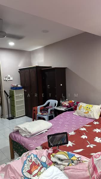 Rumah Teres 2 Tingkat untuk Dijual di Taman Mount Austin (Tebrau) - Garet Lim - Bedroom - PropertyGuru.com.my