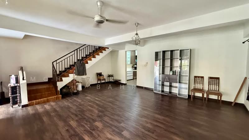 2-storey Terraced House for Sale in Bandar Mahkota Cheras (Cheras) - Mohd Aizat Saiful Bahri - Living Room - PropertyGuru.com.my