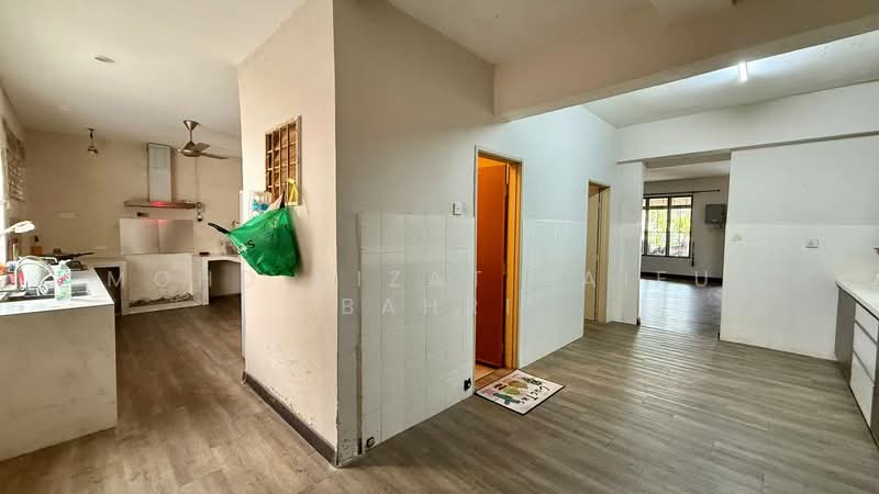 2-storey Terraced House for Sale in Bandar Mahkota Cheras (Cheras) - Mohd Aizat Saiful Bahri - Kitchen - PropertyGuru.com.my