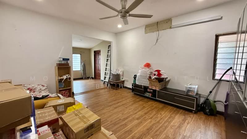 2-storey Terraced House for Sale in Bandar Mahkota Cheras (Cheras) - Mohd Aizat Saiful Bahri - Living Room - PropertyGuru.com.my