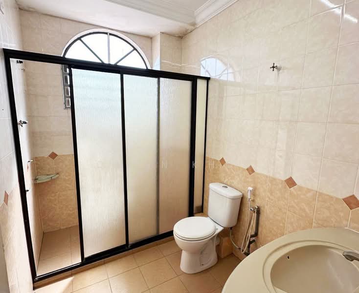 2-storey Terraced House for Sale in Silibin (Ipoh) - Qazin Khoo - Bathroom - PropertyGuru.com.my