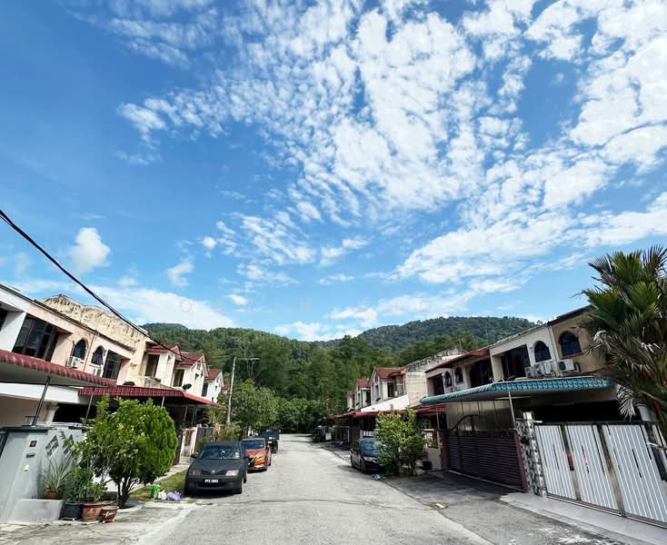 2-storey Terraced House for Sale in Silibin (Ipoh) - Qazin Khoo - PropertyGuru.com.my