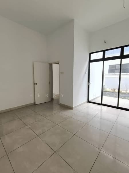 Semi-Detached House for Sale in Johor Bahru (Johor) - Herry Goh - Living Room - PropertyGuru.com.my