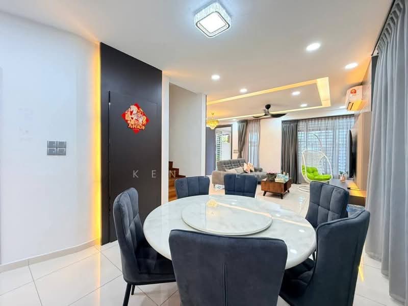 Cluster House for Sale in Bukit Indah (Iskandar Puteri (Nusajaya)) - Ken Liew - Dining Room - PropertyGuru.com.my