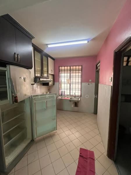 Rumah Teres 2 Tingkat untuk Dijual di Taman Sri Pulai Perdana - Herry Goh - Kitchen - PropertyGuru.com.my