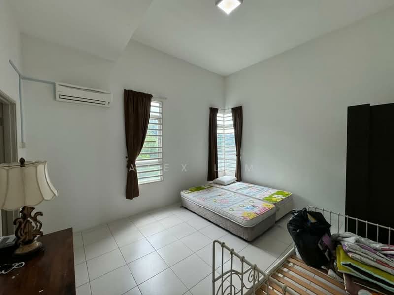 Condominium for Rent at 10 Island Resort - Alex Lim - Bedroom - PropertyGuru.com.my