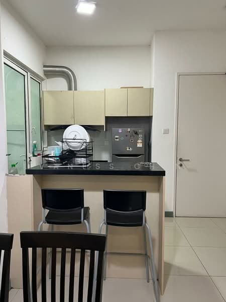 Service Residence for Sale at Southbank Residence - Vaness Chin - Kitchen - PropertyGuru.com.my