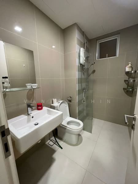 Service Residence for Sale at Southbank Residence - Vaness Chin - Bathroom - PropertyGuru.com.my