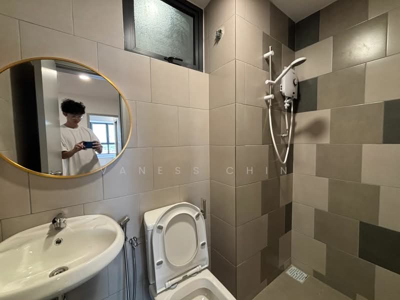 Servis Apartment untuk Disewa di Helix2 @ PJ South - Vaness Chin - Bathroom - PropertyGuru.com.my