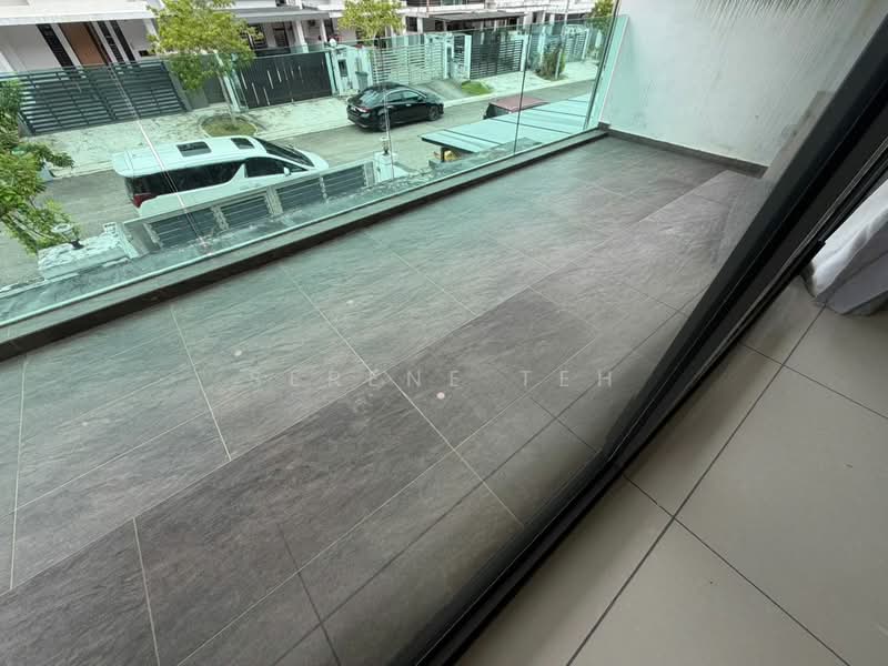 Rumah Teres 2 Tingkat untuk Disewa di Taman JP Perdana (Johor Bahru) - Serene Teh - Balcony - PropertyGuru.com.my
